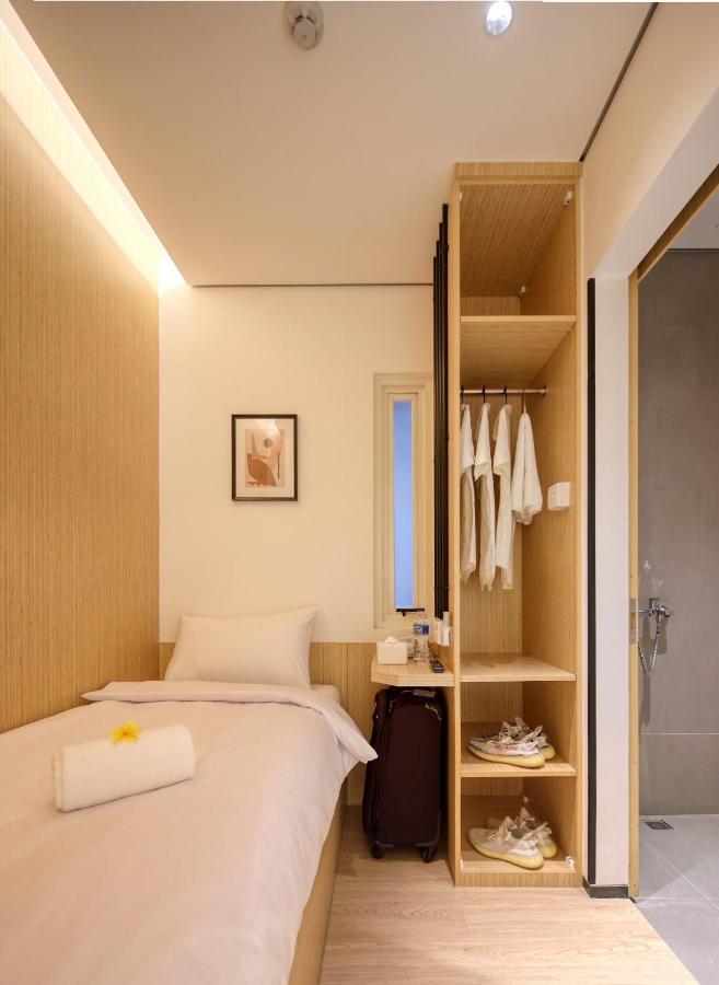 Kamar Single