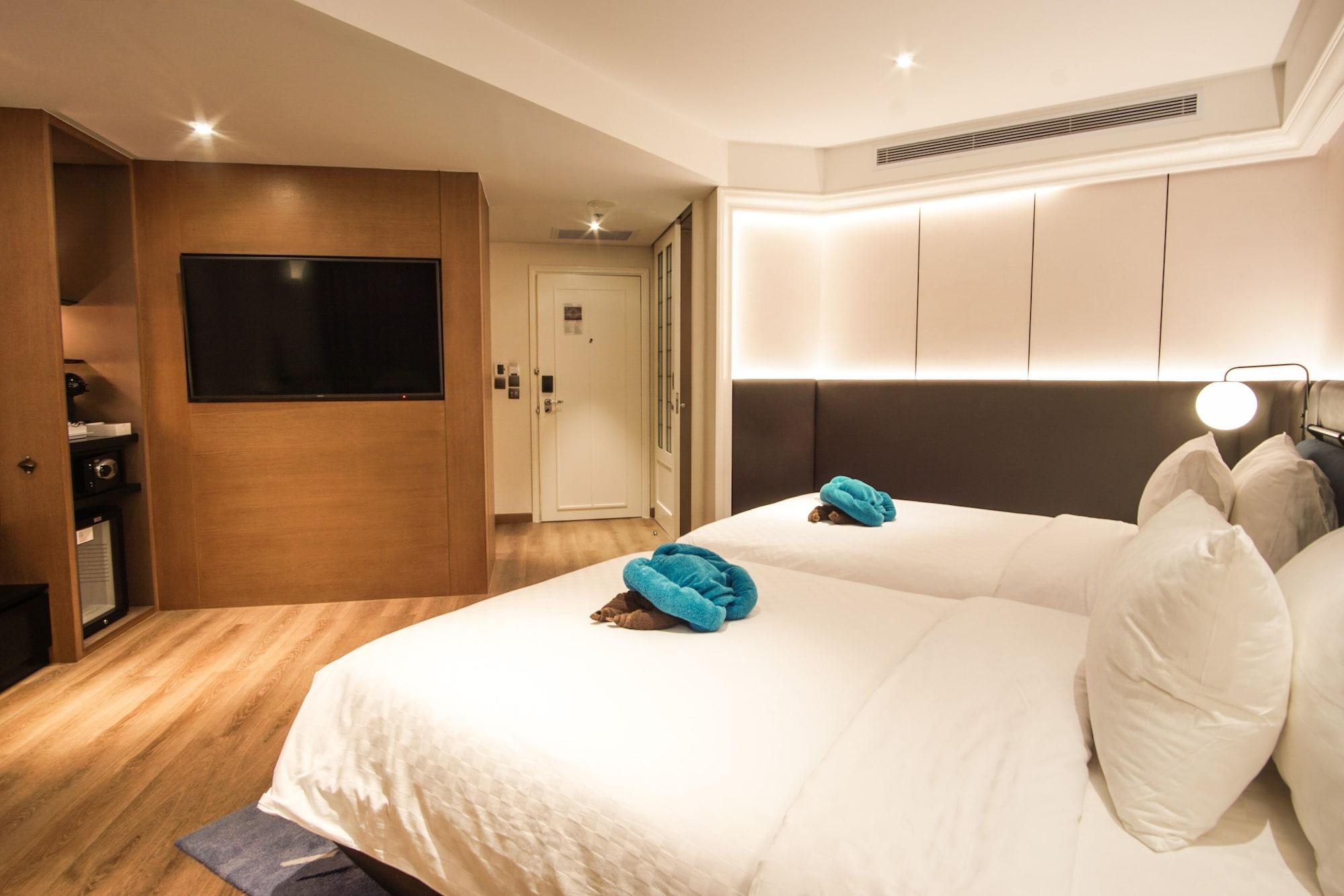 Privilege Luxe Twin Room