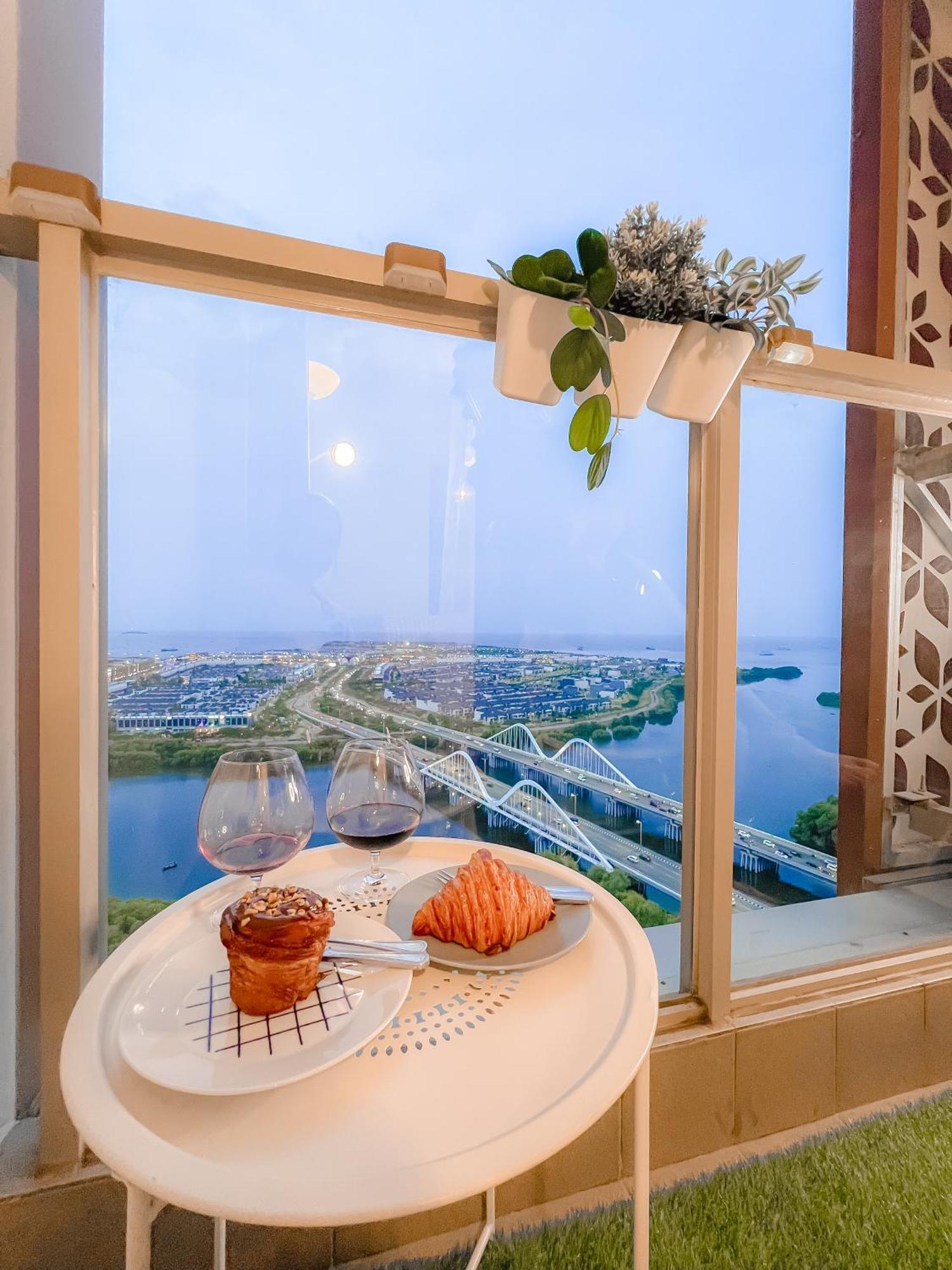 Studio Sea View