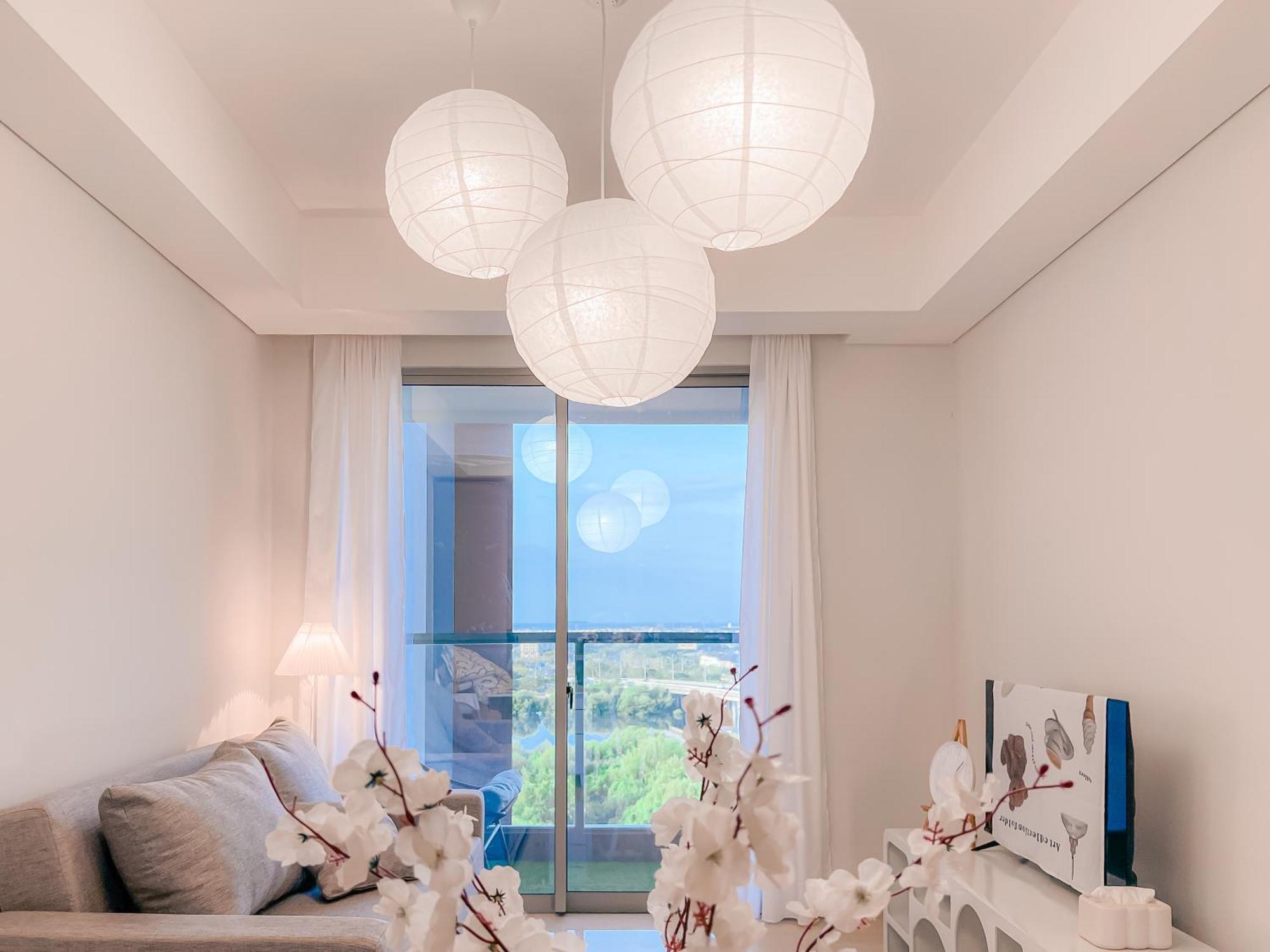 One-Bedroom Apartment Sea View Balcony