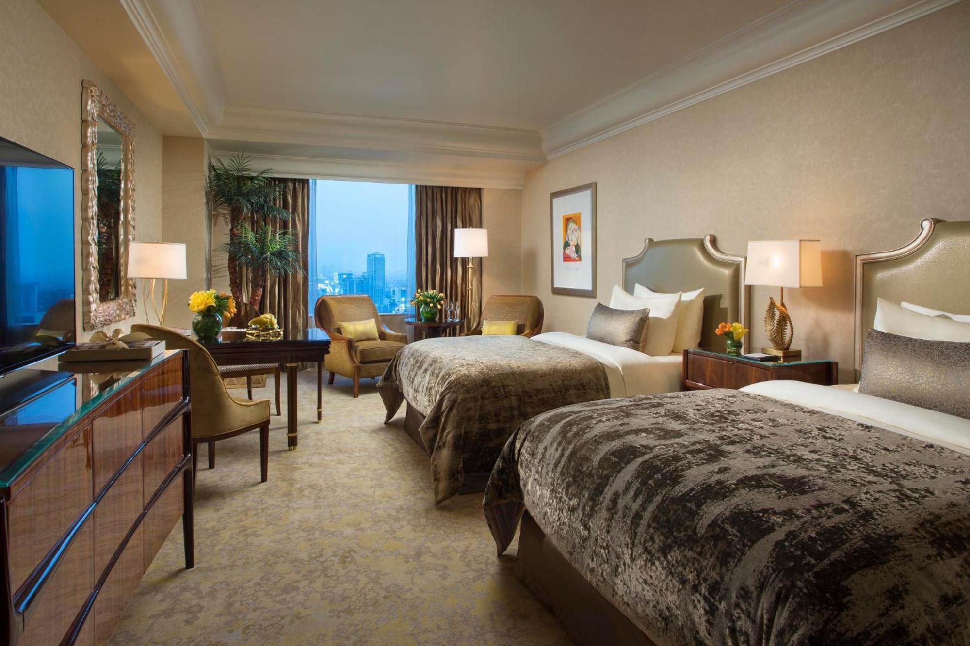 Grandeur Deluxe Twin Room