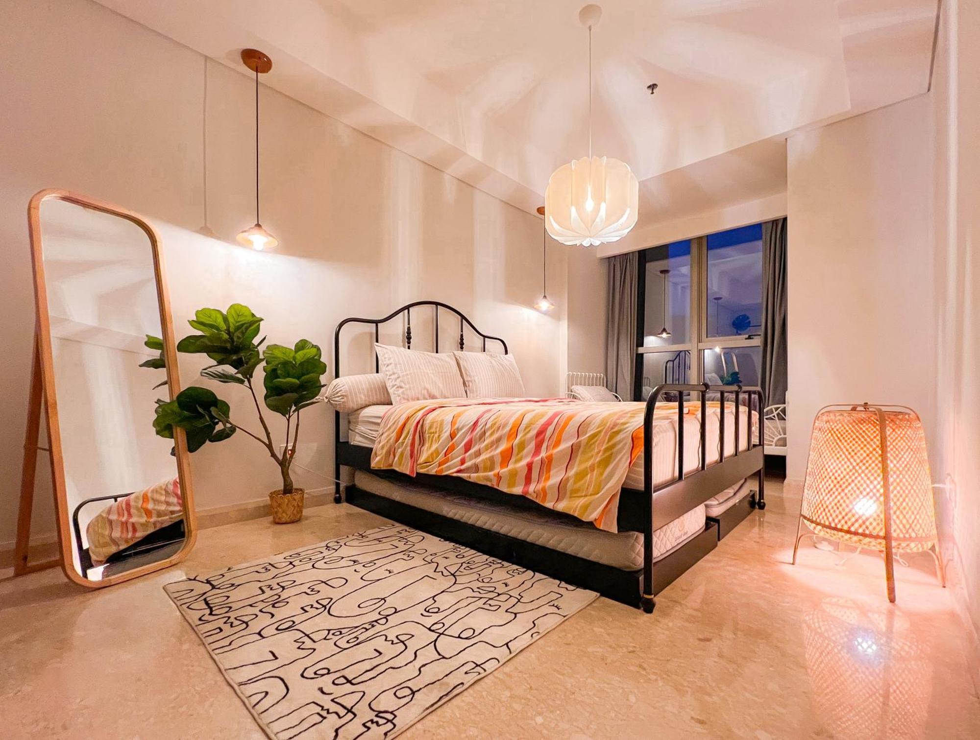 One-Bedroom Apartment Balcony Sea View