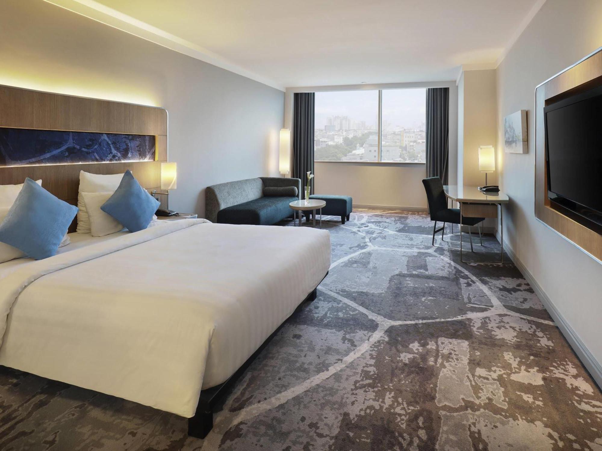Deluxe Executive King Room