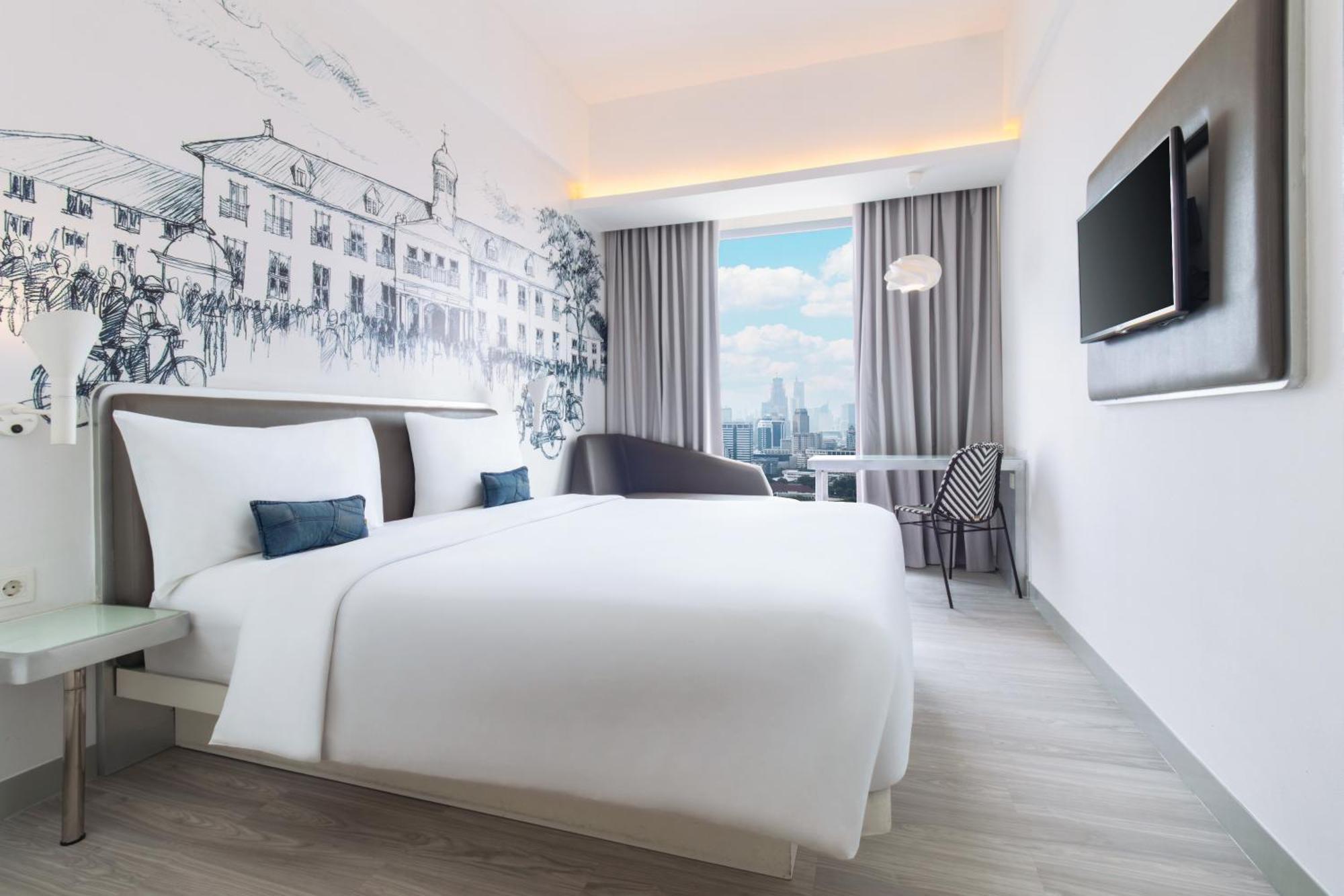 Yello Room Twin Bed