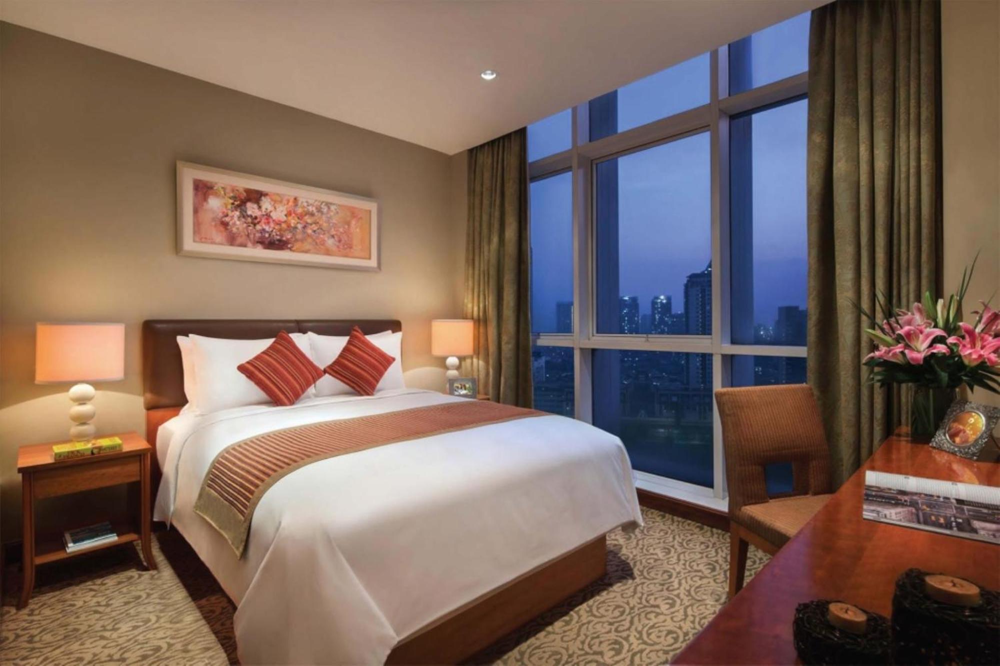 Deluxe Two-Bedroom Apartment