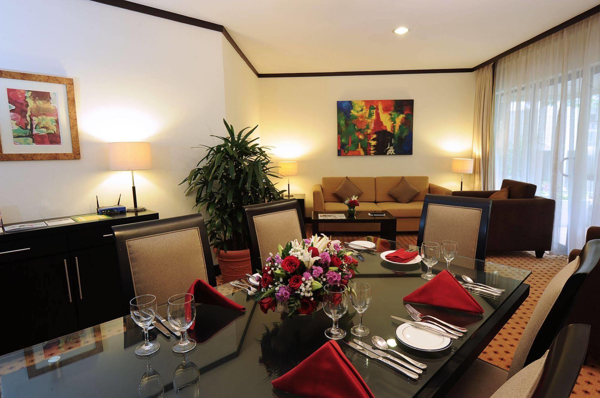 Garden Wing Suite