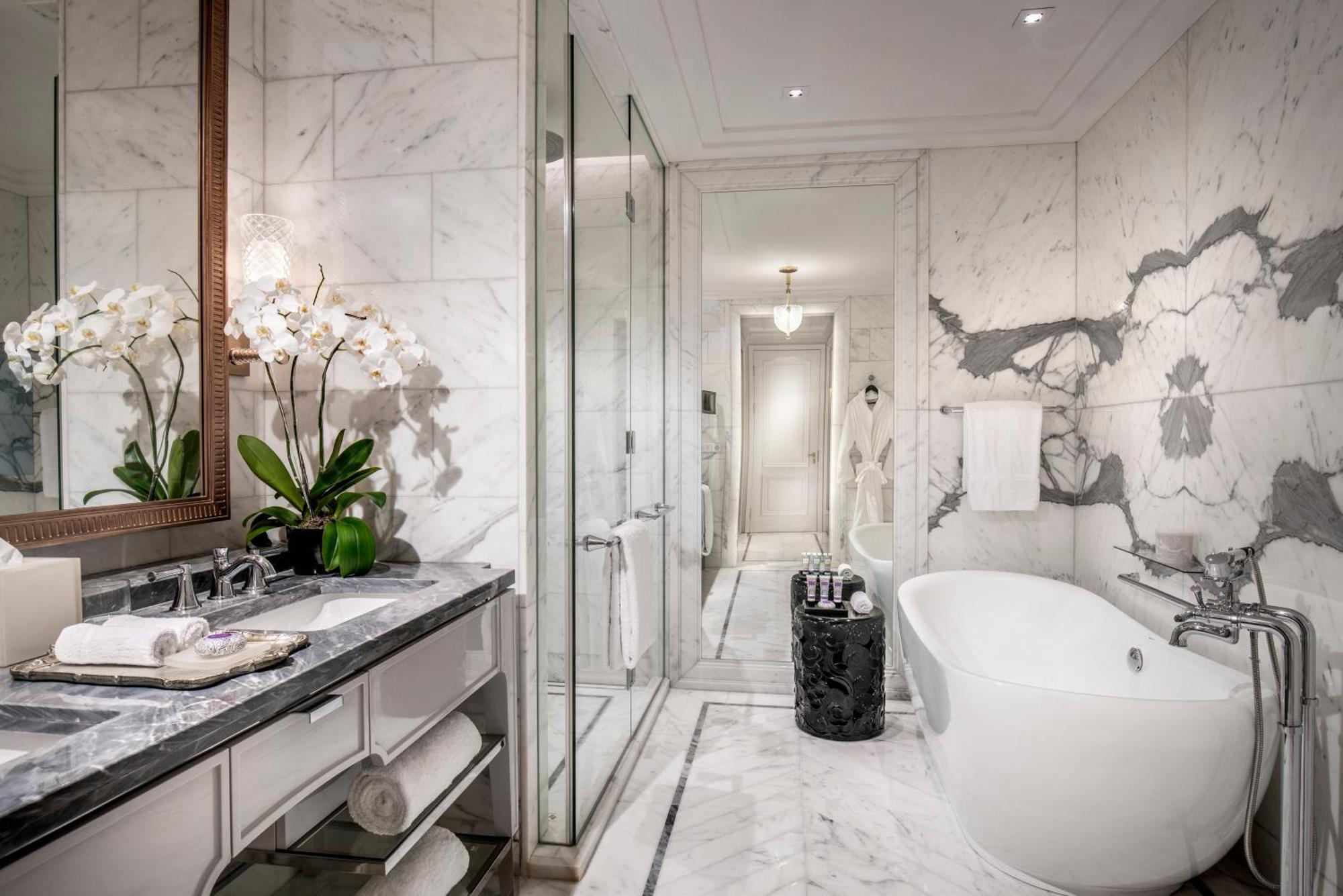 Executive King Suite