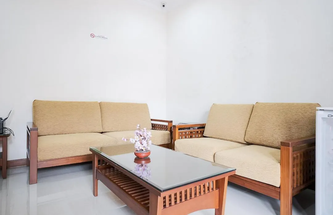 wisma delapan RedPartner-1