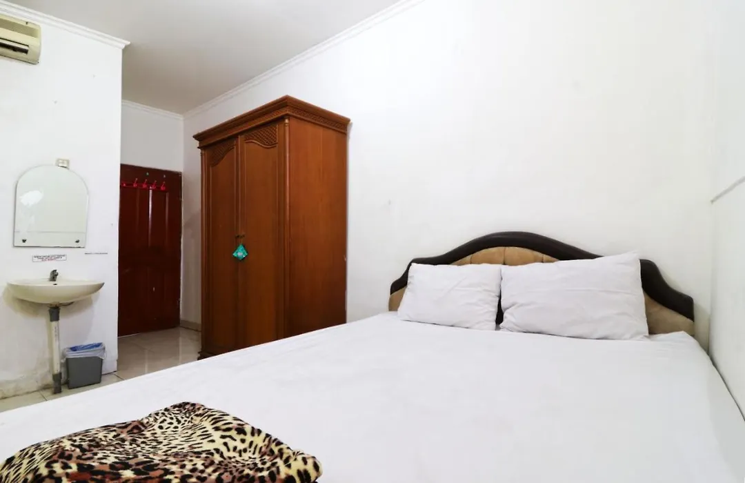 Sisca Guest House-1