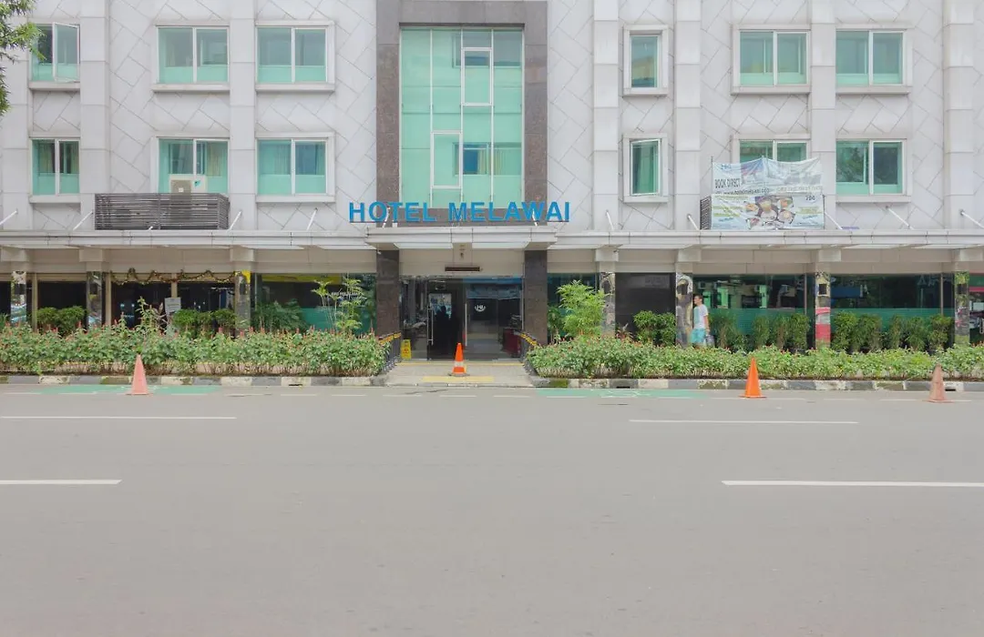 Collection O 7 Hotel Melawai-1