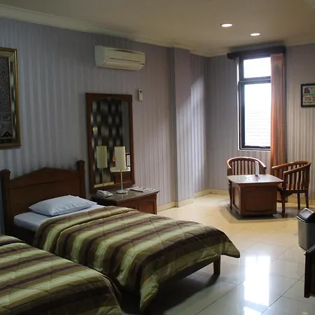 Hotel 678 Kemang Powered By Cocotel-3