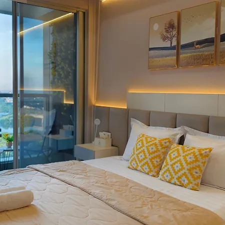 Studio Sea View Apartment At Gold Coast Pik By Mysweethome-2