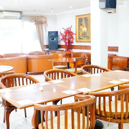 Hotel Menteng 1-2