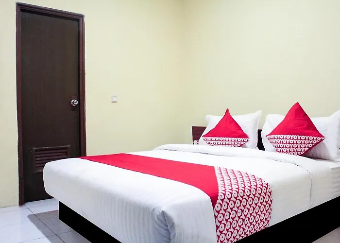 Oyo 137 Permata Tawakal Hotel Jakarta, Indonesia