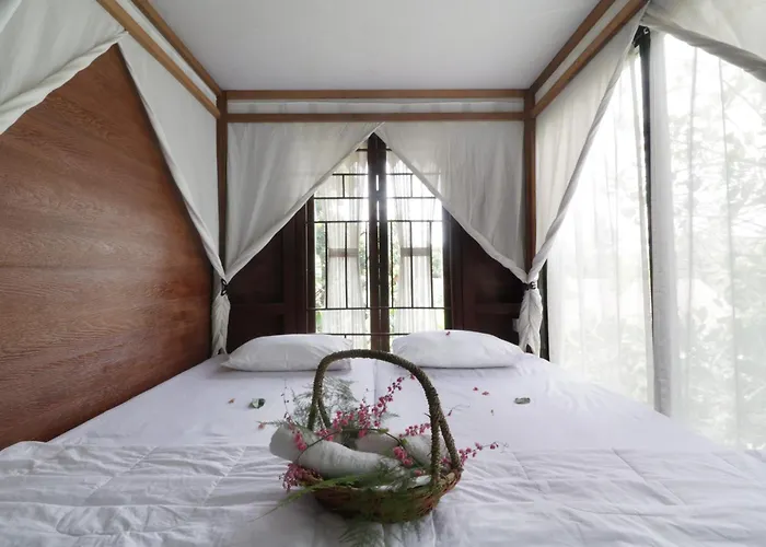 Nila House, Sharia Family Home Stay