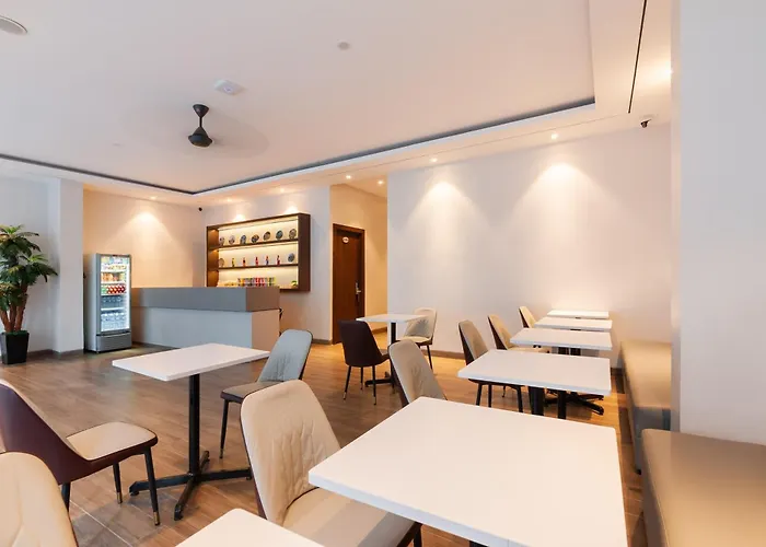 Urbanview Hotel Cengkareng Jakarta, Indonesia