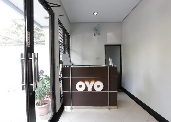 OYO 148 Cempaka Place