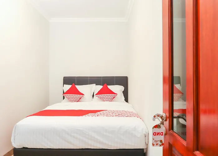 Hotel O Axl Residence