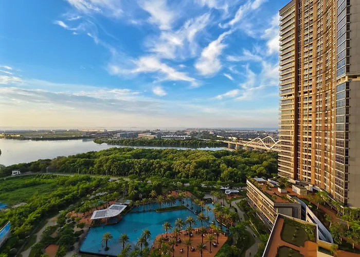 Studio Sea View At Gold Coast Pik By Mysweethome