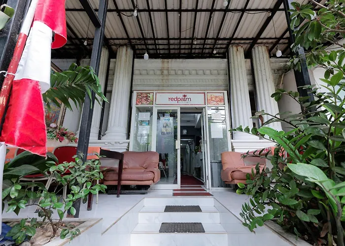 RedDoorz Plus @ Guntur Raya Setiabudi