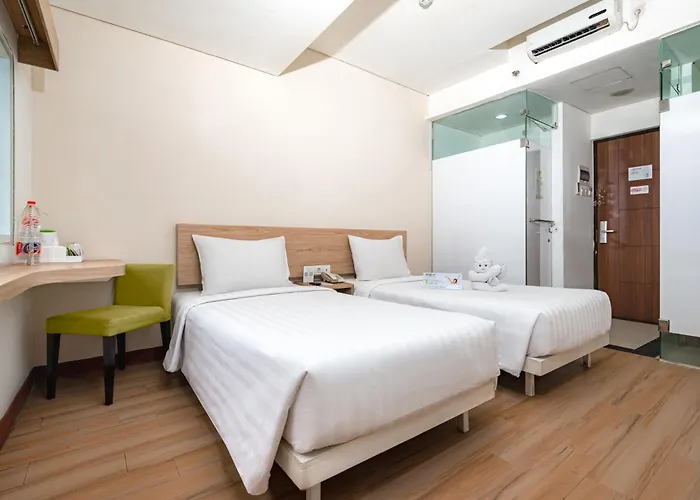 Whiz Hotel Falatehan Jakarta