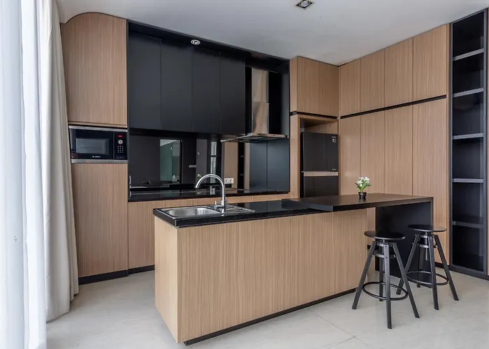 Upscale Suites
