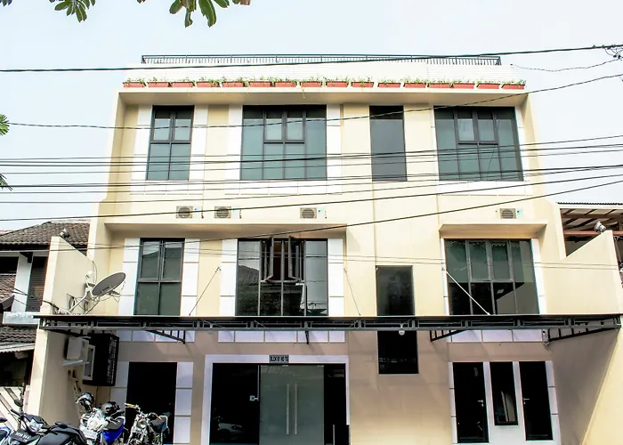 Grey House Tebet