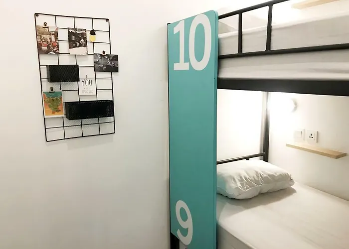 Teduh Hostel Kota Tua